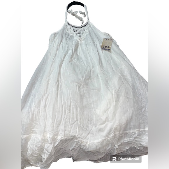 Lei Dress - Picture 1 of 1